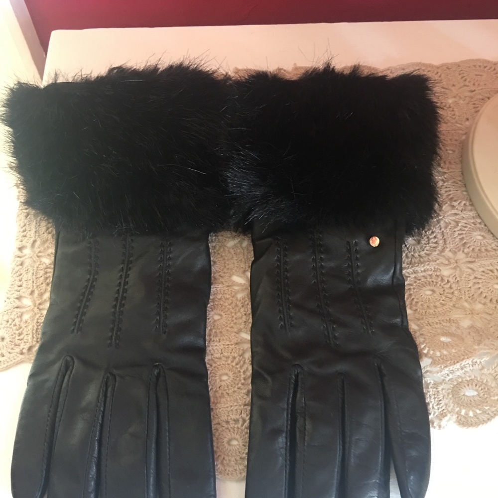 Ted Baker leather fur gloves ✨✨✨